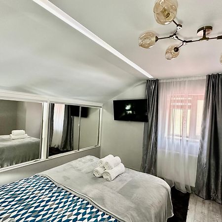 Deyinn Guest House Centrum Turda Esterno foto
