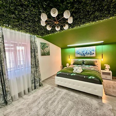 Deyinn Guest House Centrum Turda Esterno foto